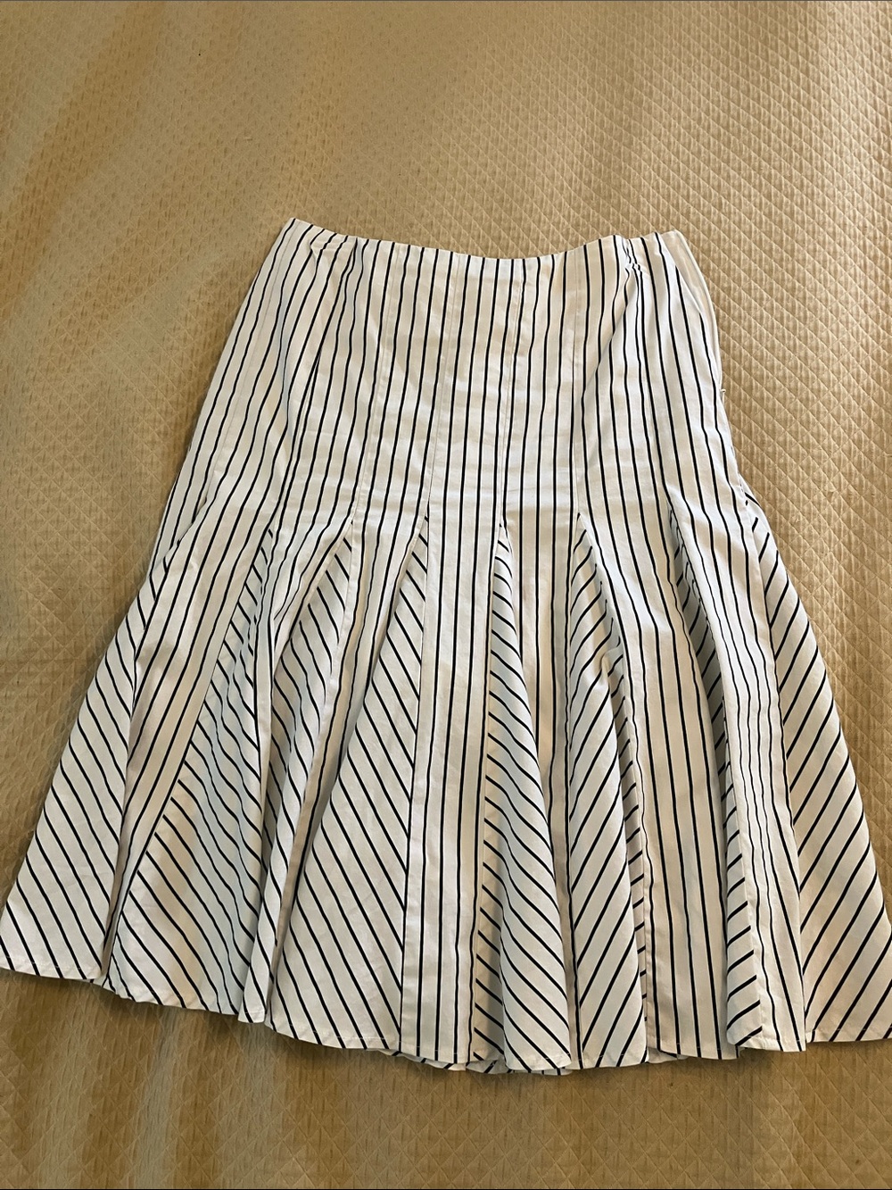 White House Black Market White & Navy Vertical Stripe Skirt